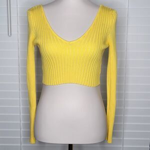 Hera Collection Long Sleeve‎ Ribbed V-neck Baby Tee Cropped 90s Y2K Inspired Top